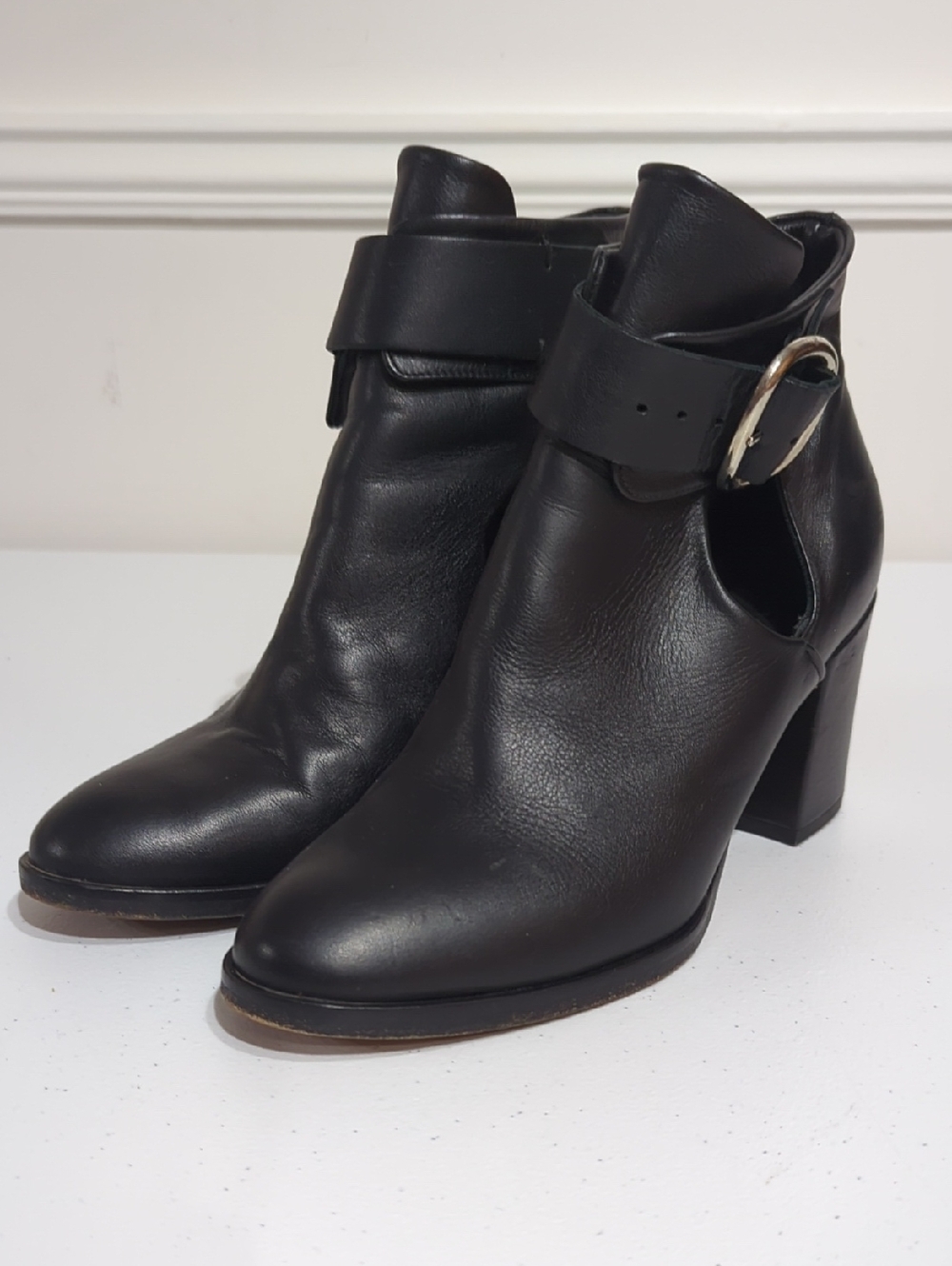 Maje Black Leather Ankle Boots with Buckle - size 36/6us